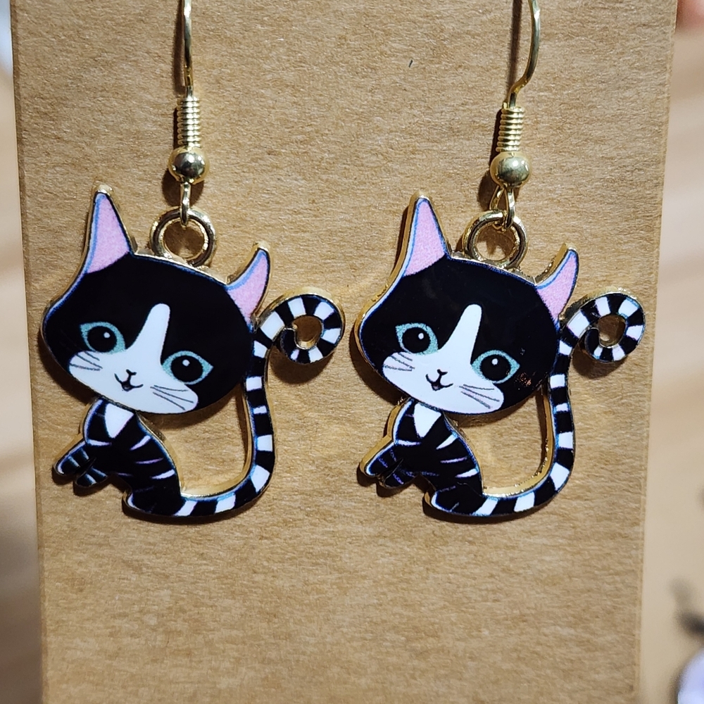 Handmade Set Of 2 Cute Black & Purple Cat and Moon Crystal Mushroom Earrings - Picture 2 of 6